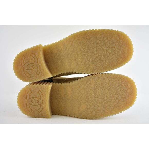 Chanel 20B Beige Black Quilted CC Platform Combat Lace Up Ankle Short Boot 35 - Picture 10 of 10